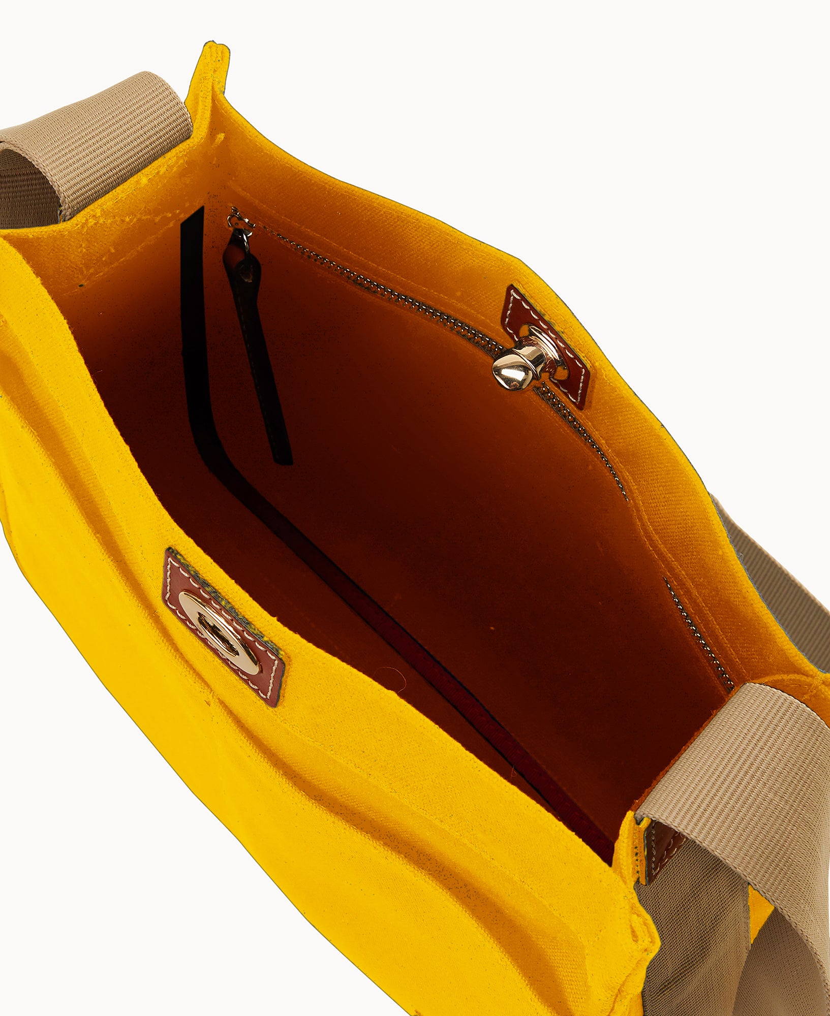 Canvas Crossbody 32 - Image 3