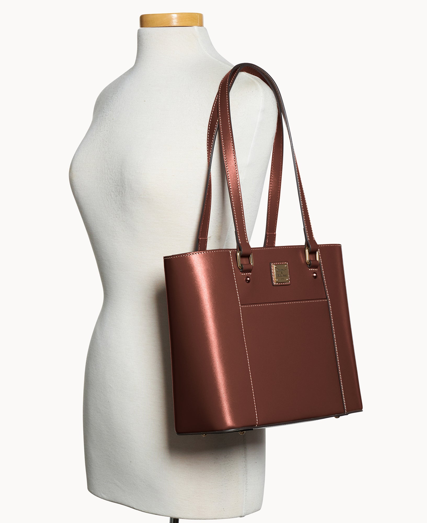 Penrose Pocket Tote 30 - Image 15