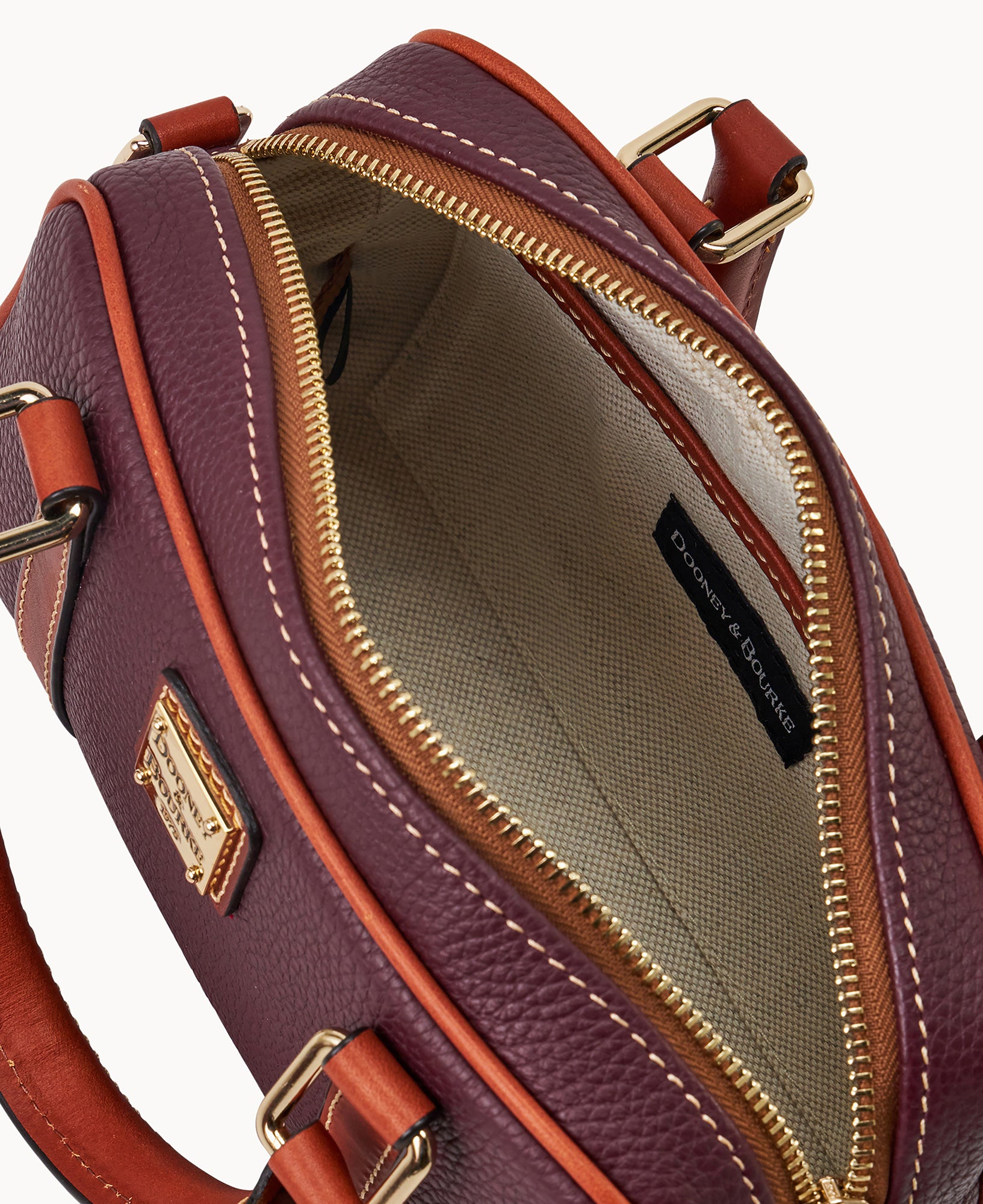 Pebble Grain Satchel 24 - Image 11